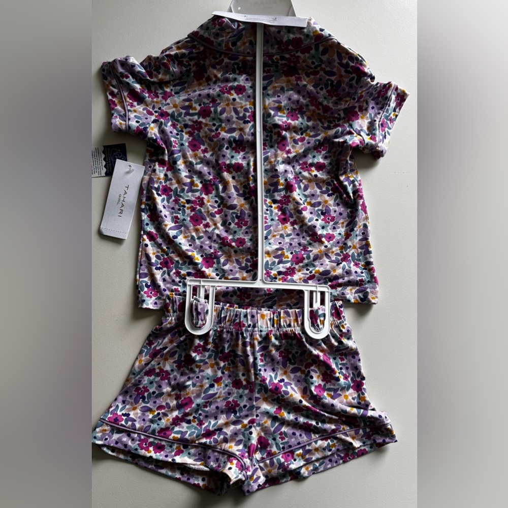 NWT Tahari Purple and Pink Girl’s Floral Pajama Set (SIZE: 5/6) - Picture 3 of 3